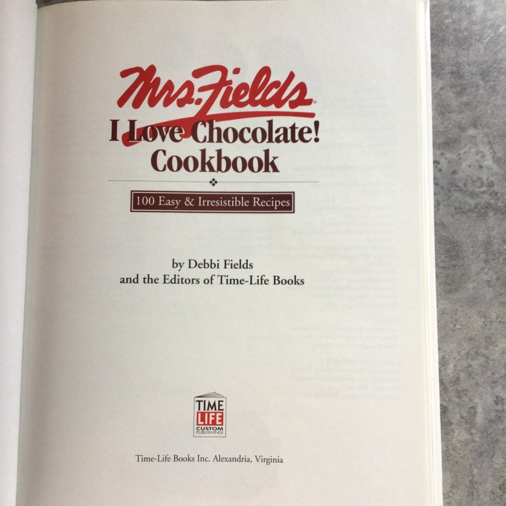 Mrs. Fields I Love Chocolate! Hard Cover Cookbook - Picture 4 of 6